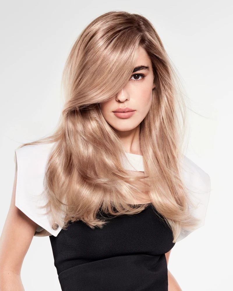 Result of Kerasilk Smoothing Treatment Holborn showing frizz free silky hair